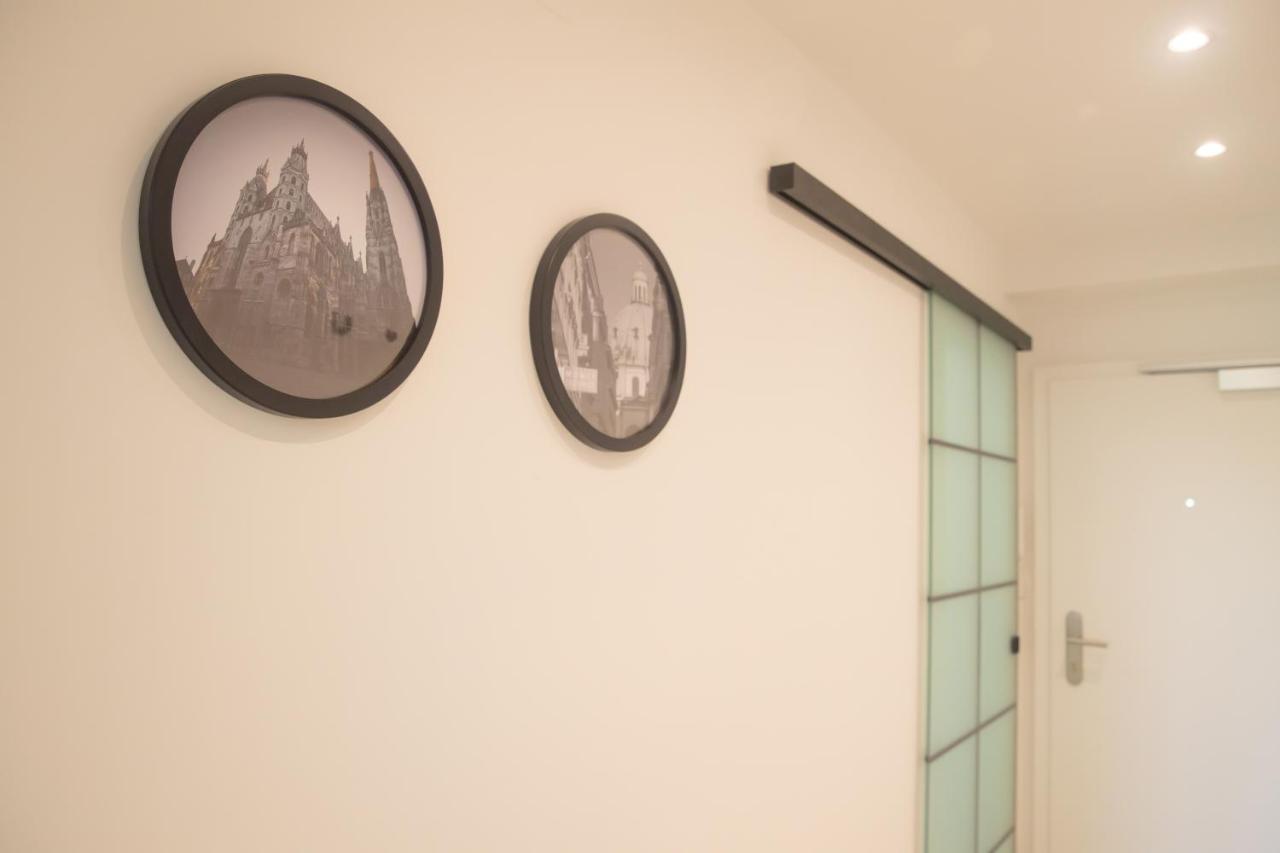 Room 4 Art Appartments Nr.1 In Vienna Center Екстер'єр фото